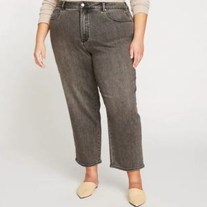 Universal Standard Donna 8